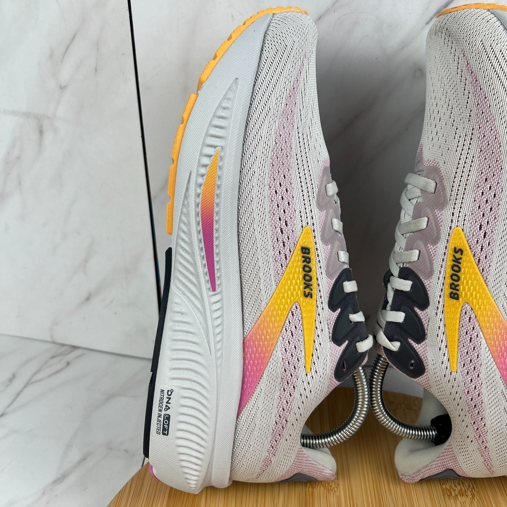 Brooks Ghost 17 Womens Size 9 2E X-WIDE Oyster Apricot Running Shoes 1204312E070 - Picture 5 of 12